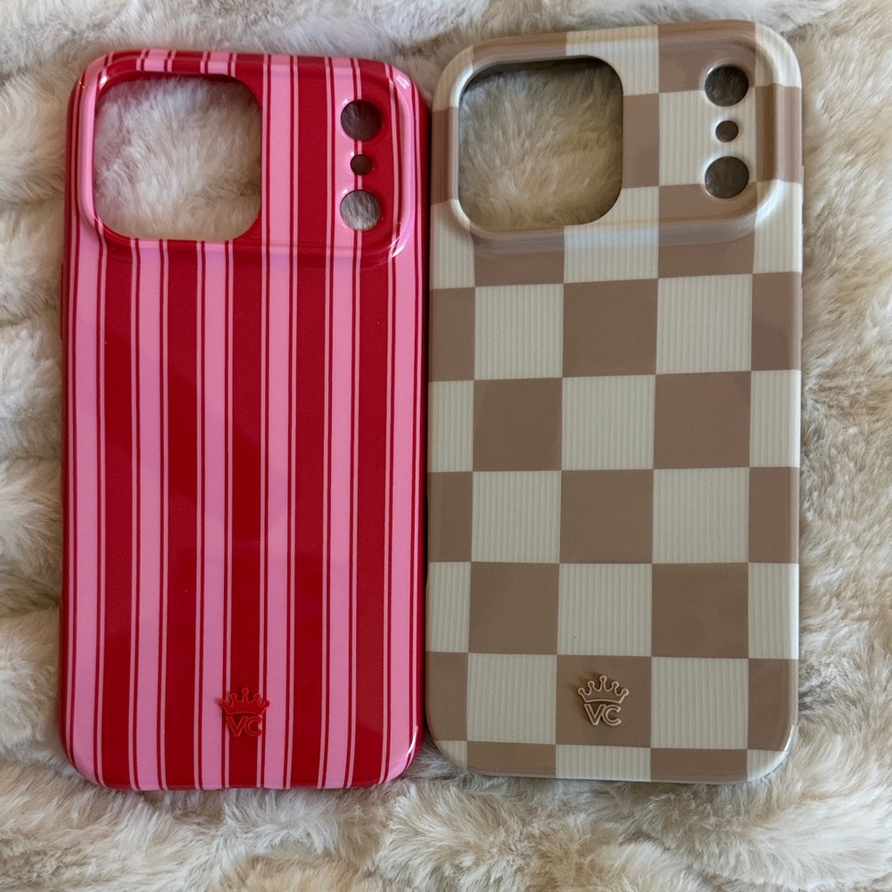 2 Velvet Cavair IPhone 17 Pro Max Cases. Brand new!